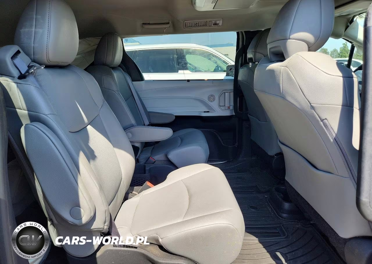 2025 Toyota Sienna Xle 7-Passenger VIN:5TDJRKEC4SS247448 - 11