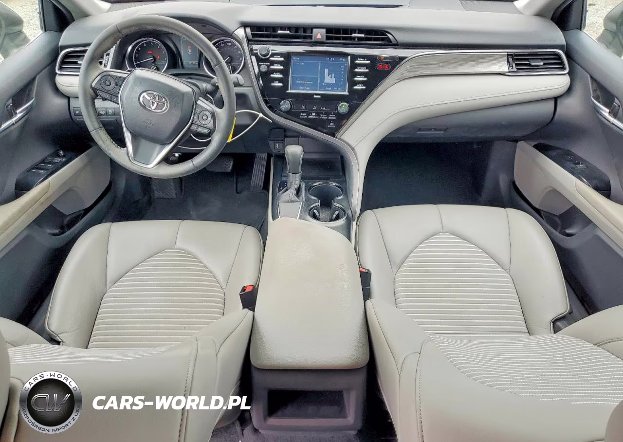 2020 Toyota Camry Se VIN:4T1G11AK0LU870440 - 8