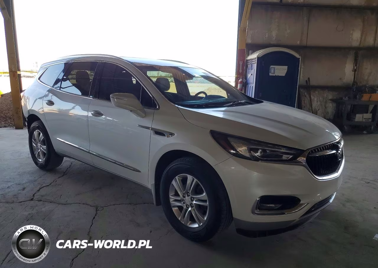 2018 Buick Enclave Essence VIN:5GAERBKW7JJ212755 - 4