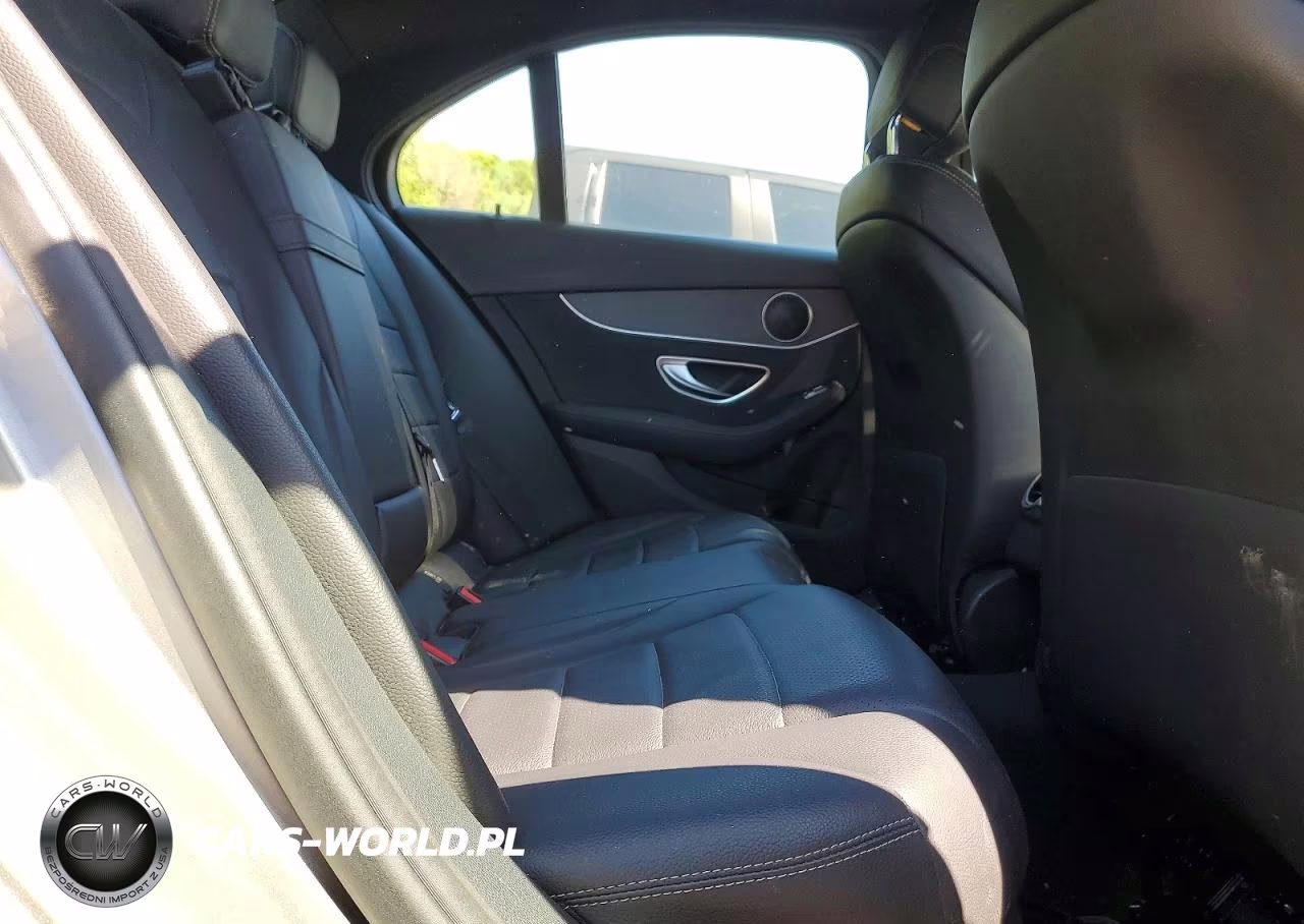 2019 Mercedes-Benz C 300 4Matic VIN:55SWF8EB1KU293038 - 10