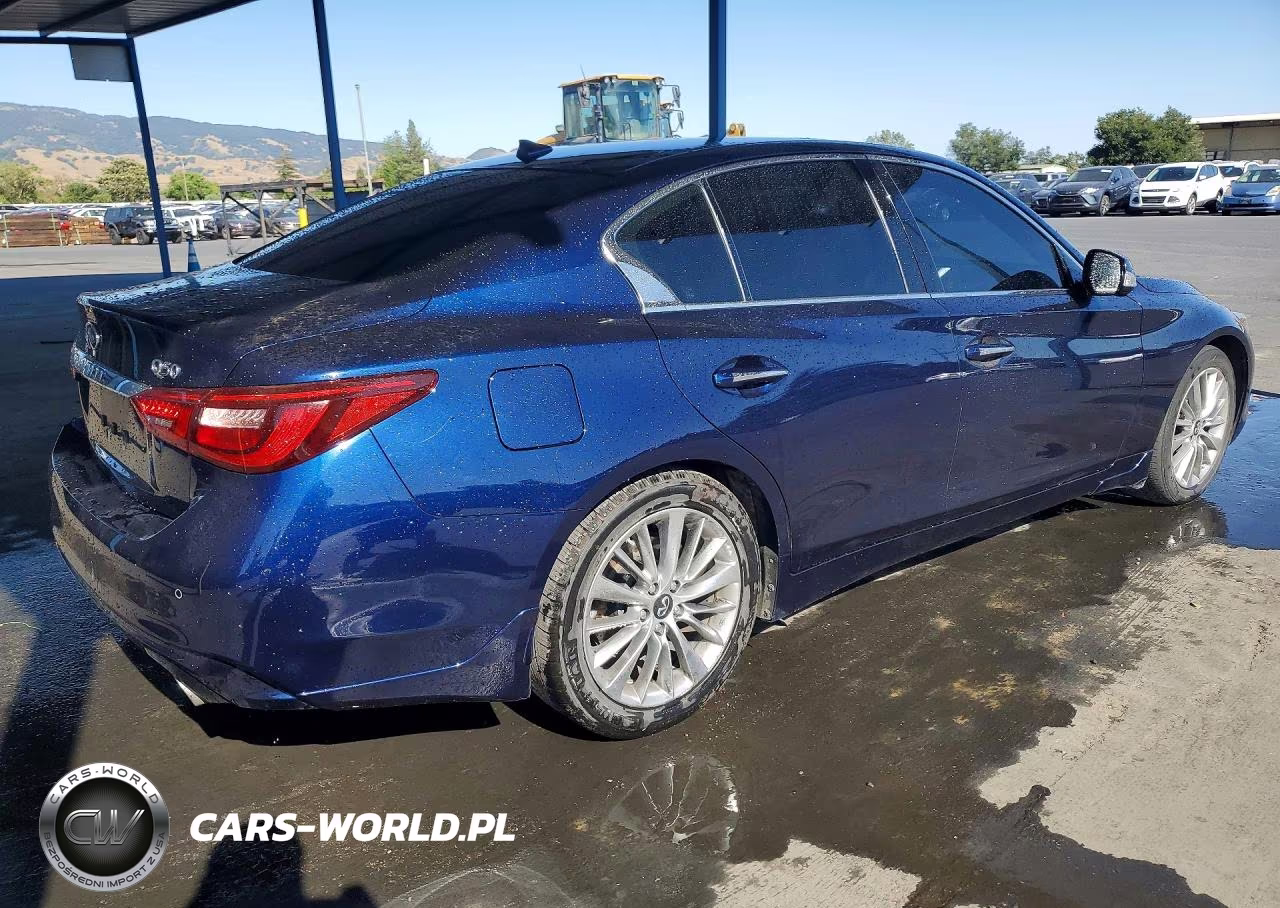 2022 Infiniti Q50 Luxe VIN:JN1EV7BP8NM310653 - 3
