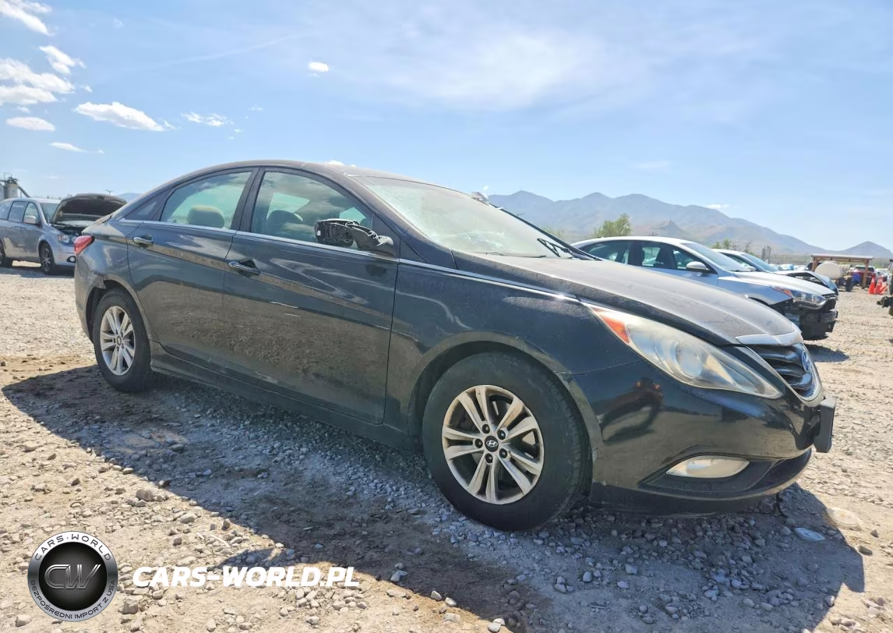 2013 Hyundai Sonata Gls VIN:5NPEB4AC3DH770752 - 4