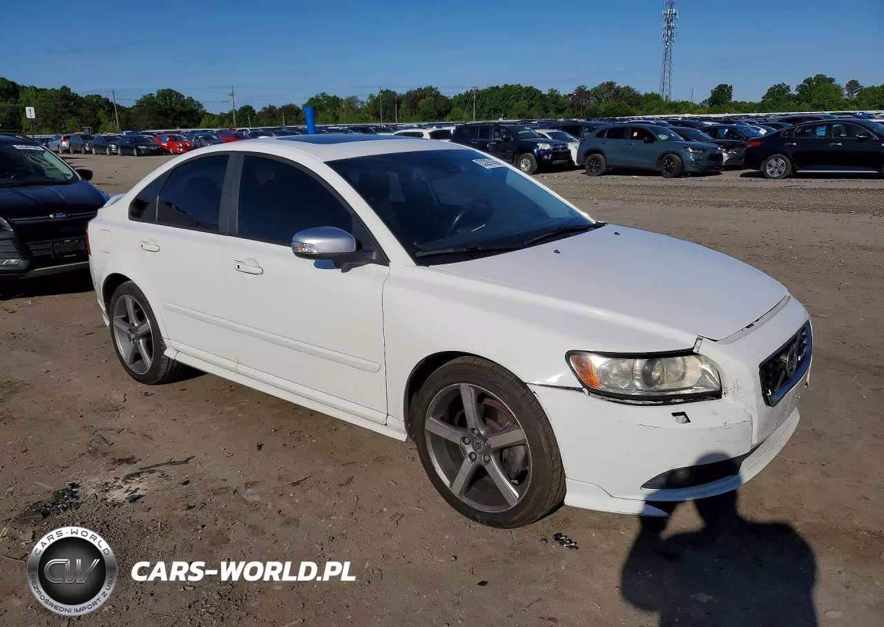 2011 Volvo S40 T5 VIN:YV1672MS6B2540063 - 4