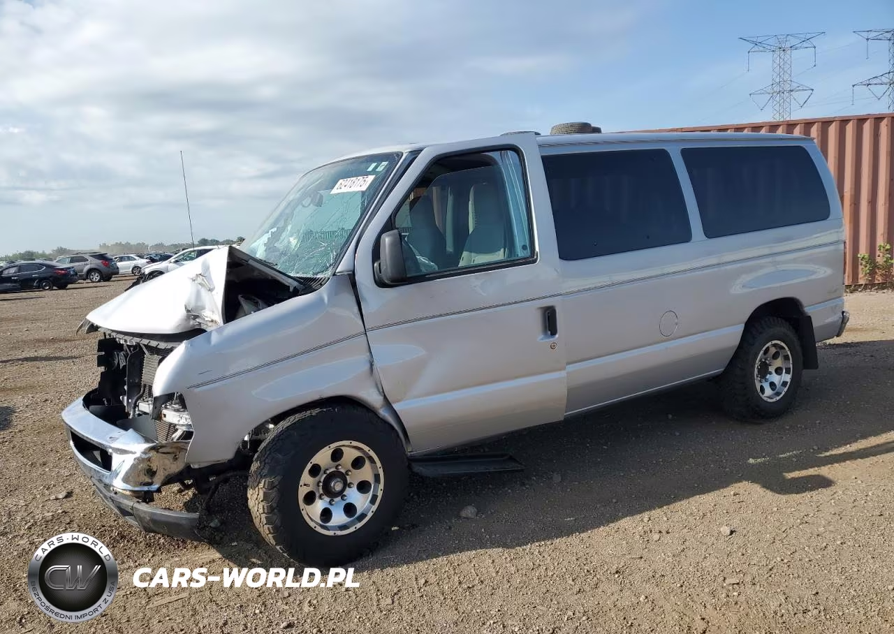 2013 Ford Econoline E350 Super Duty Wagon
