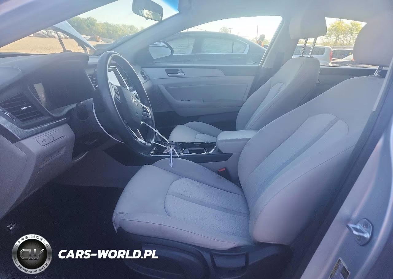 2019 Hyundai Sonata Hybrid Se VIN:KMHE24L3XKA091199 - 7