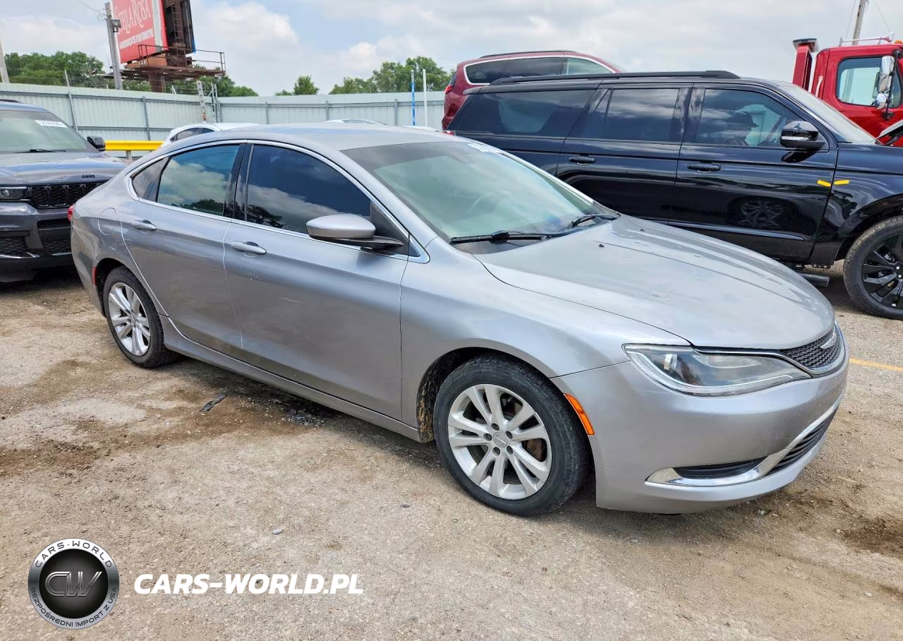 2015 Chrysler 200 Limited VIN:1C3CCCAB5FN688731 - 4