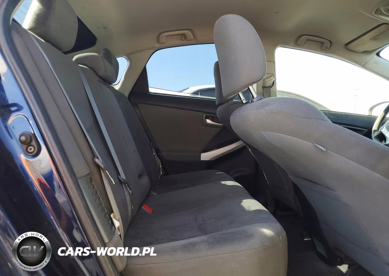 2012 Toyota Prius Two VIN:JTDKN3DU3C1539607 - 10