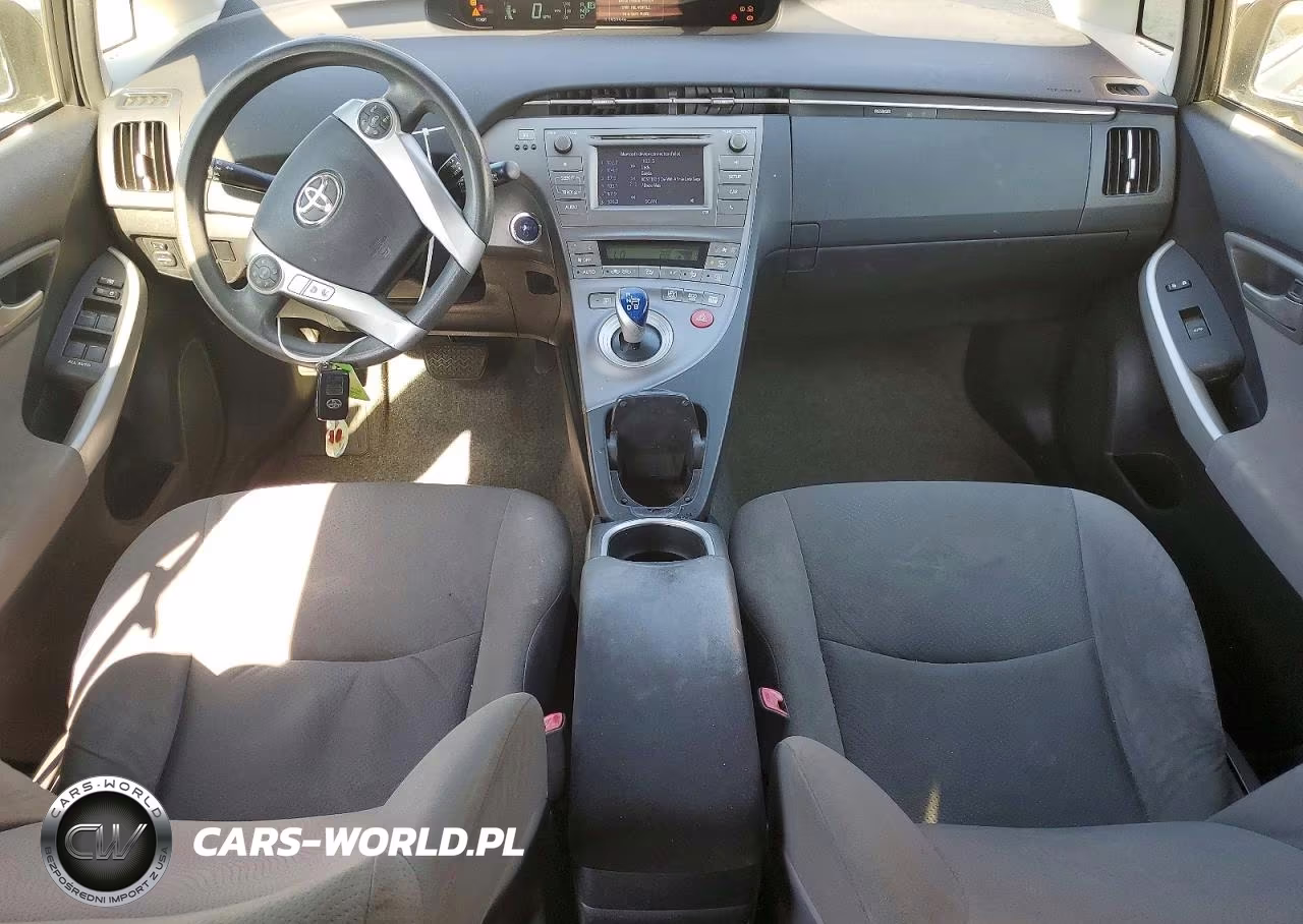 2012 Toyota Prius Two VIN:JTDKN3DU3C1539607 - 8