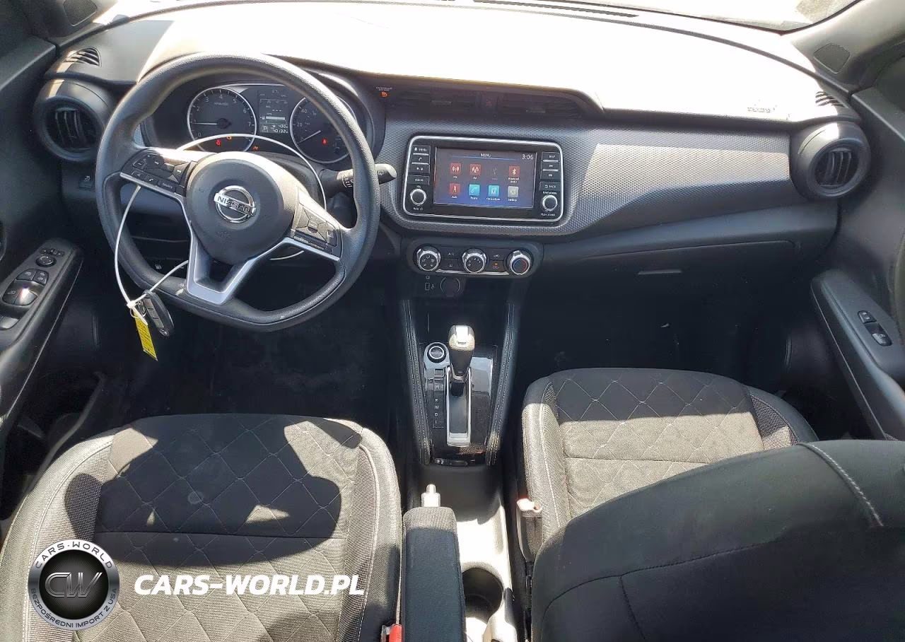 2019 Nissan Kicks S VIN:3N1CP5CUXKL563229 - 8