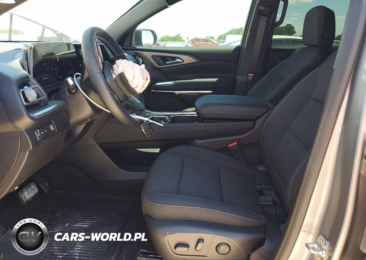 2026 Chevrolet Traverse Lt VIN:1GNERGKS4TJ242136 - 7
