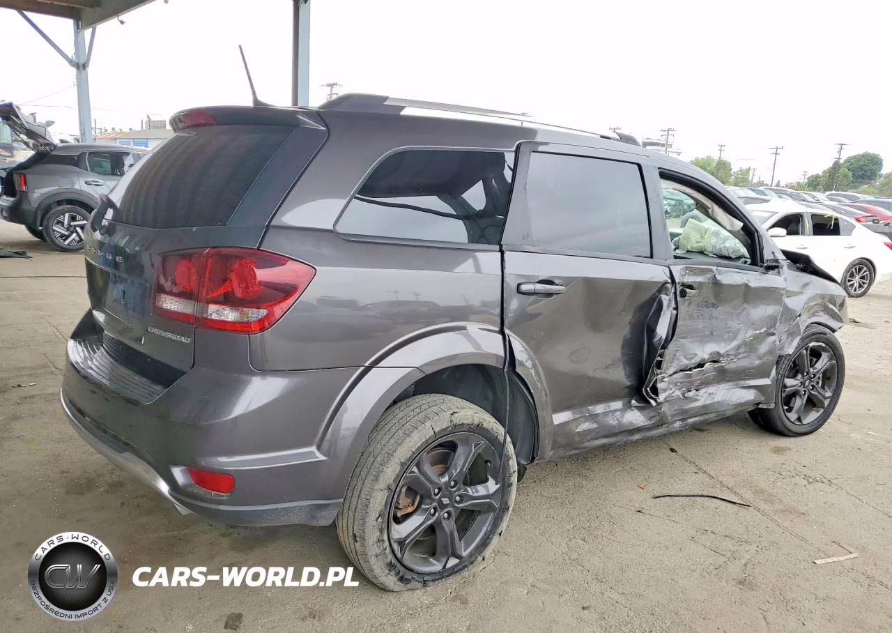 2019 Dodge Journey Crossroad Awd VIN:3C4PDDGG2KT759252 - 3