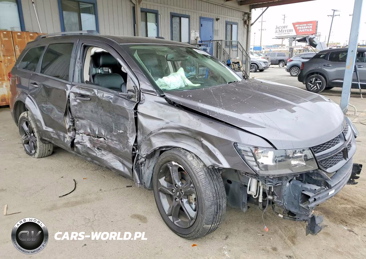2019 Dodge Journey Crossroad Awd VIN:3C4PDDGG2KT759252 - 4