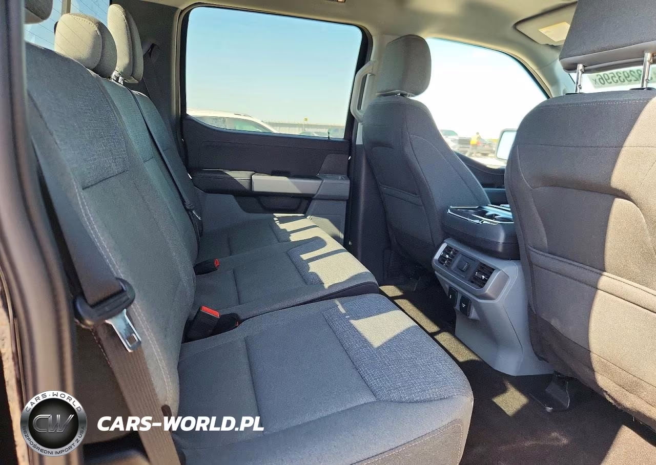 2024 Ford F150 Xlt VIN:1FTFW3LD5RFA33496 - 10