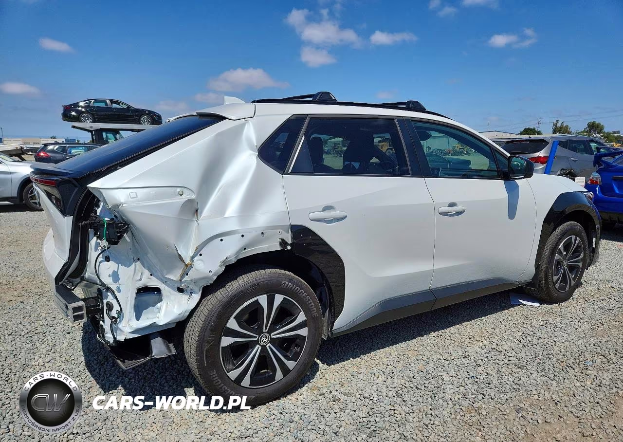 2025 Toyota Bz4X Xle VIN:JTMAAAAAXSA067295 - 3