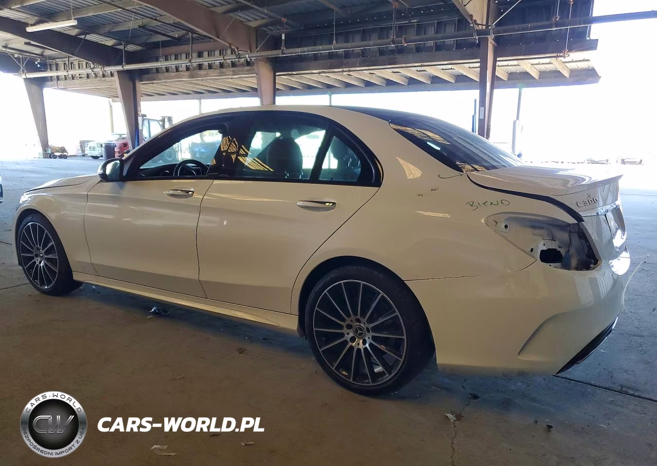 2017 Mercedes-Benz C 300 VIN:55SWF4JB0HU221092 - 2