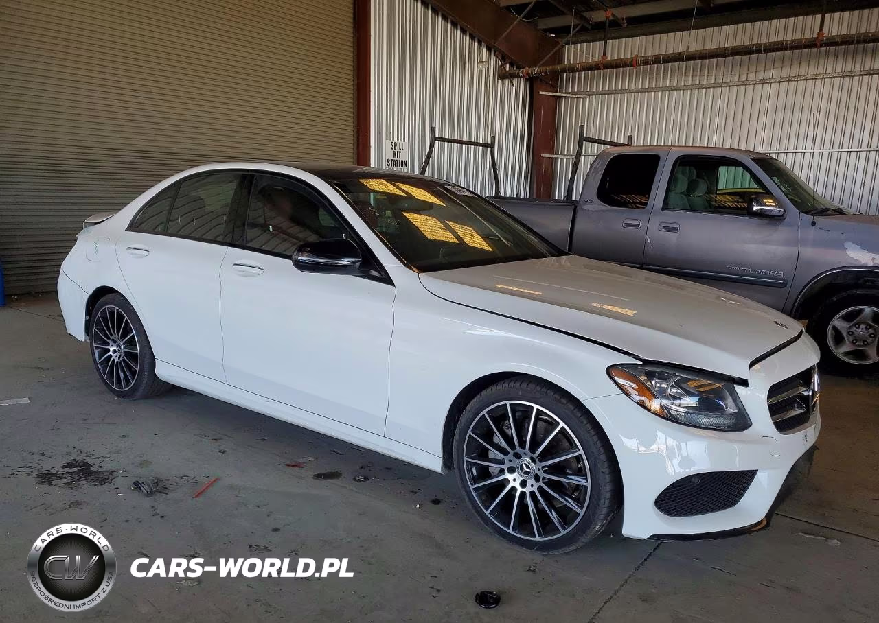 2017 Mercedes-Benz C 300 VIN:55SWF4JB0HU221092 - 4