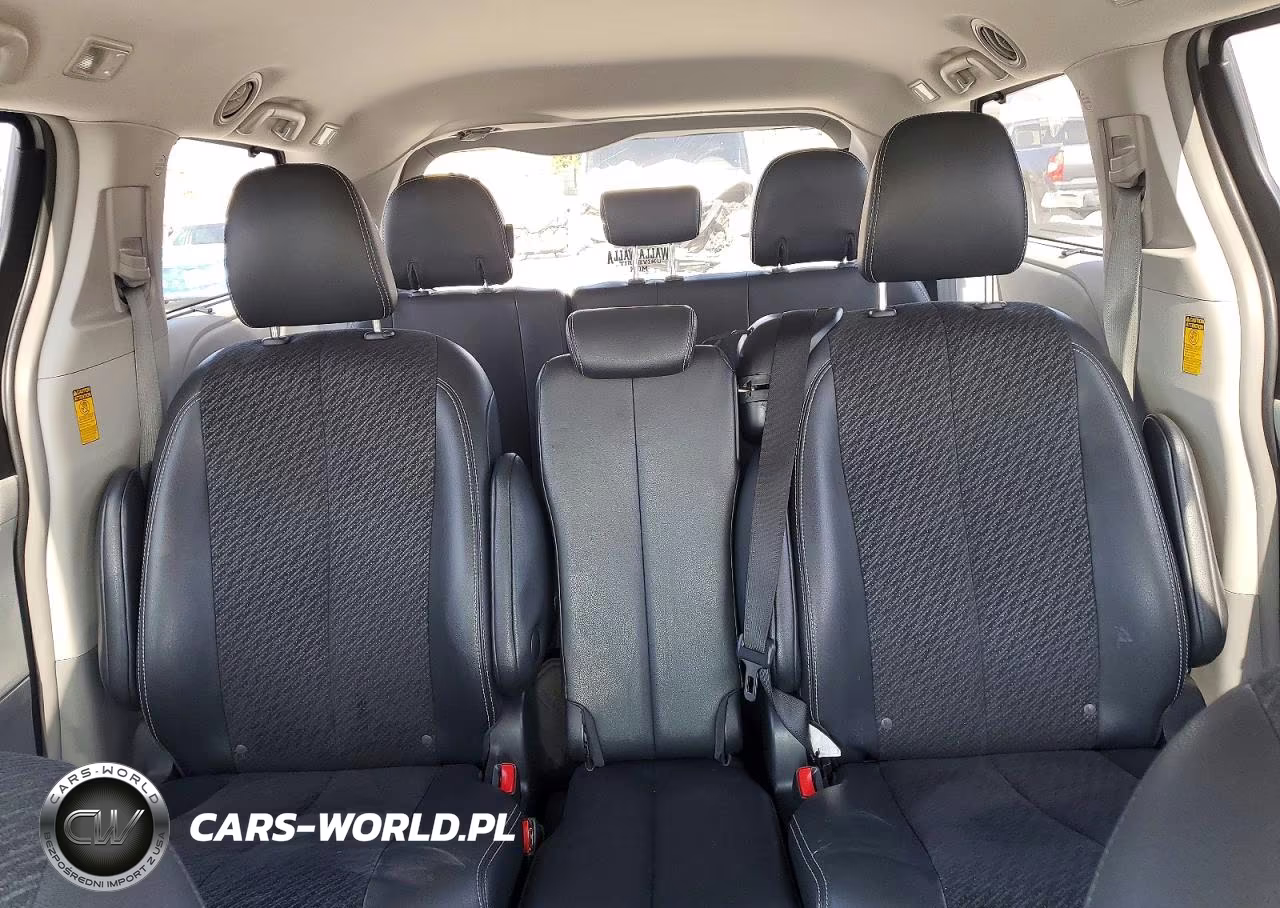 2014 Toyota Sienna Sport VIN:5TDXK3DC8ES506842 - 10