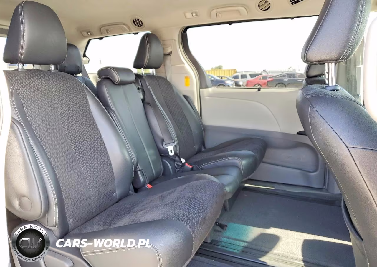 2014 Toyota Sienna Sport VIN:5TDXK3DC8ES506842 - 11