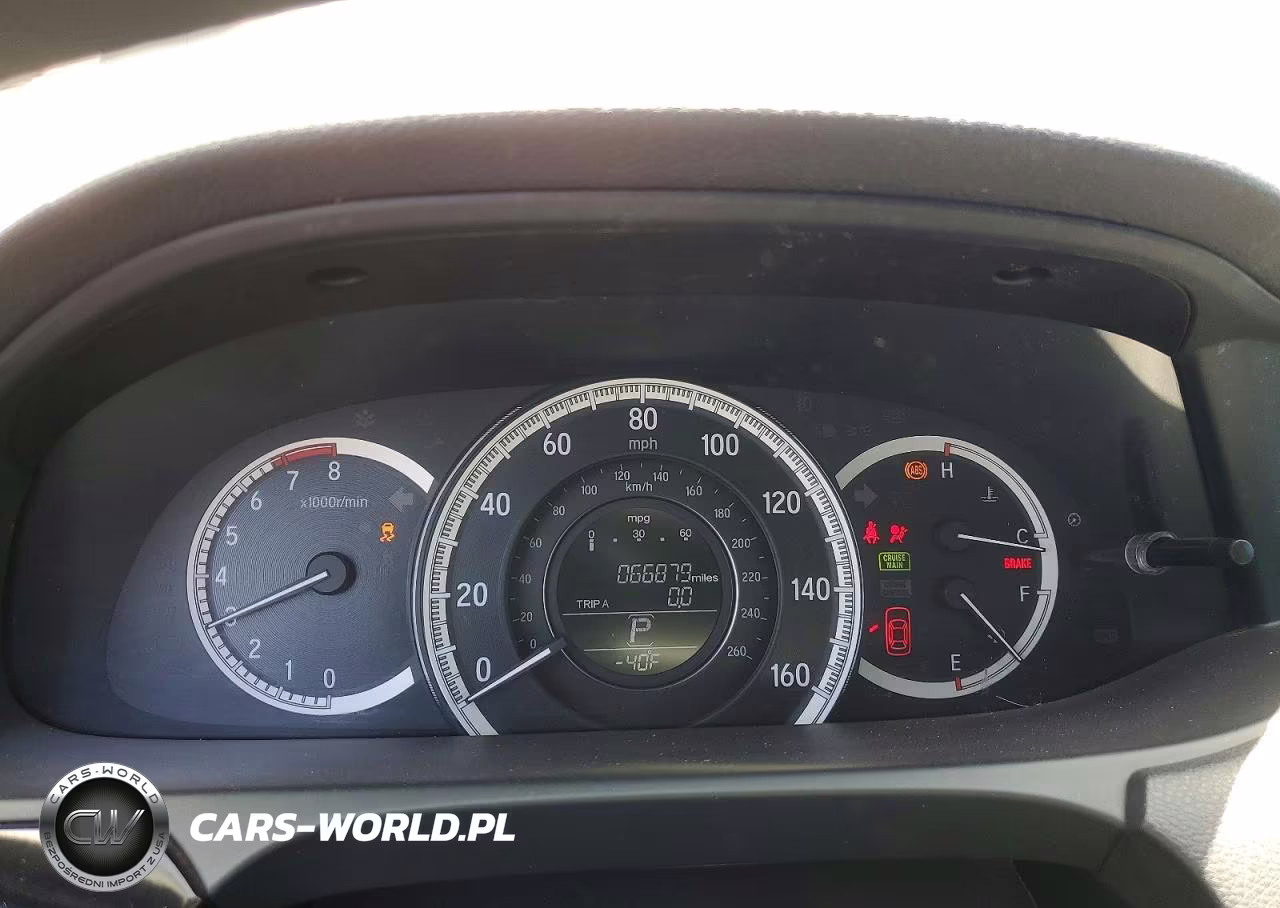 2017 Honda Accord Lx VIN:1HGCR2F37HA245532 - 9