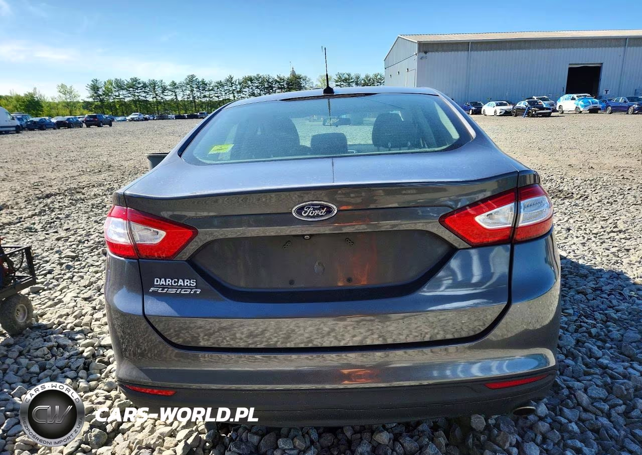 2015 Ford Fusion S VIN:3FA6P0G7XFR178294 - 6