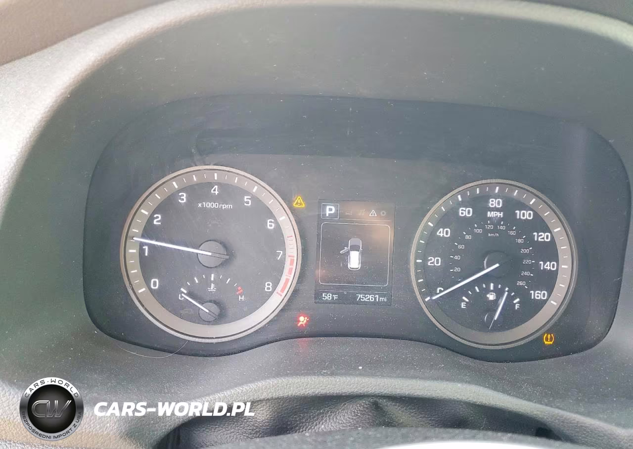 2018 Hyundai Tucson Value VIN:KM8J3CA26JU646243 - 9