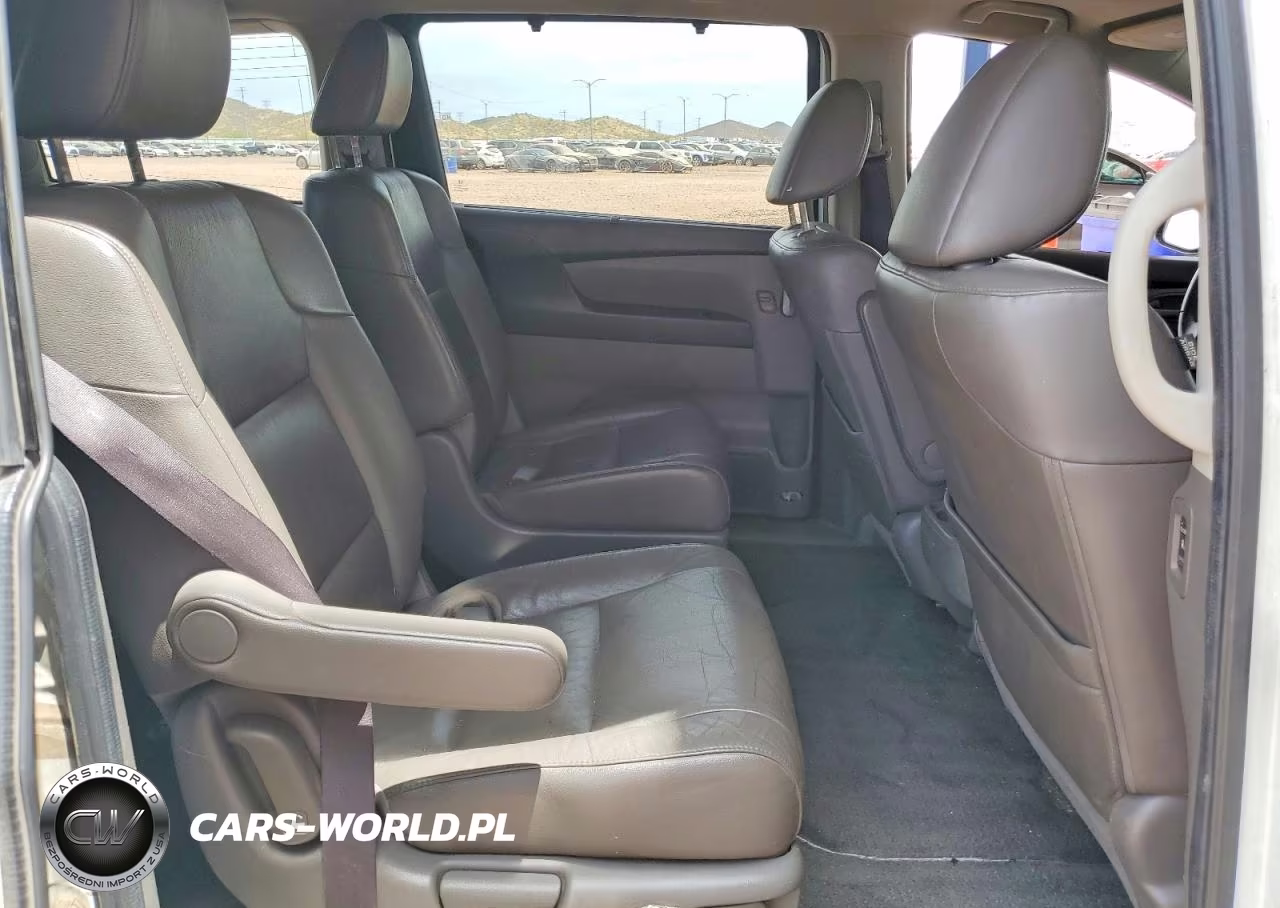 2012 Honda Odyssey Touring VIN:5FNRL5H94CB046564 - 10