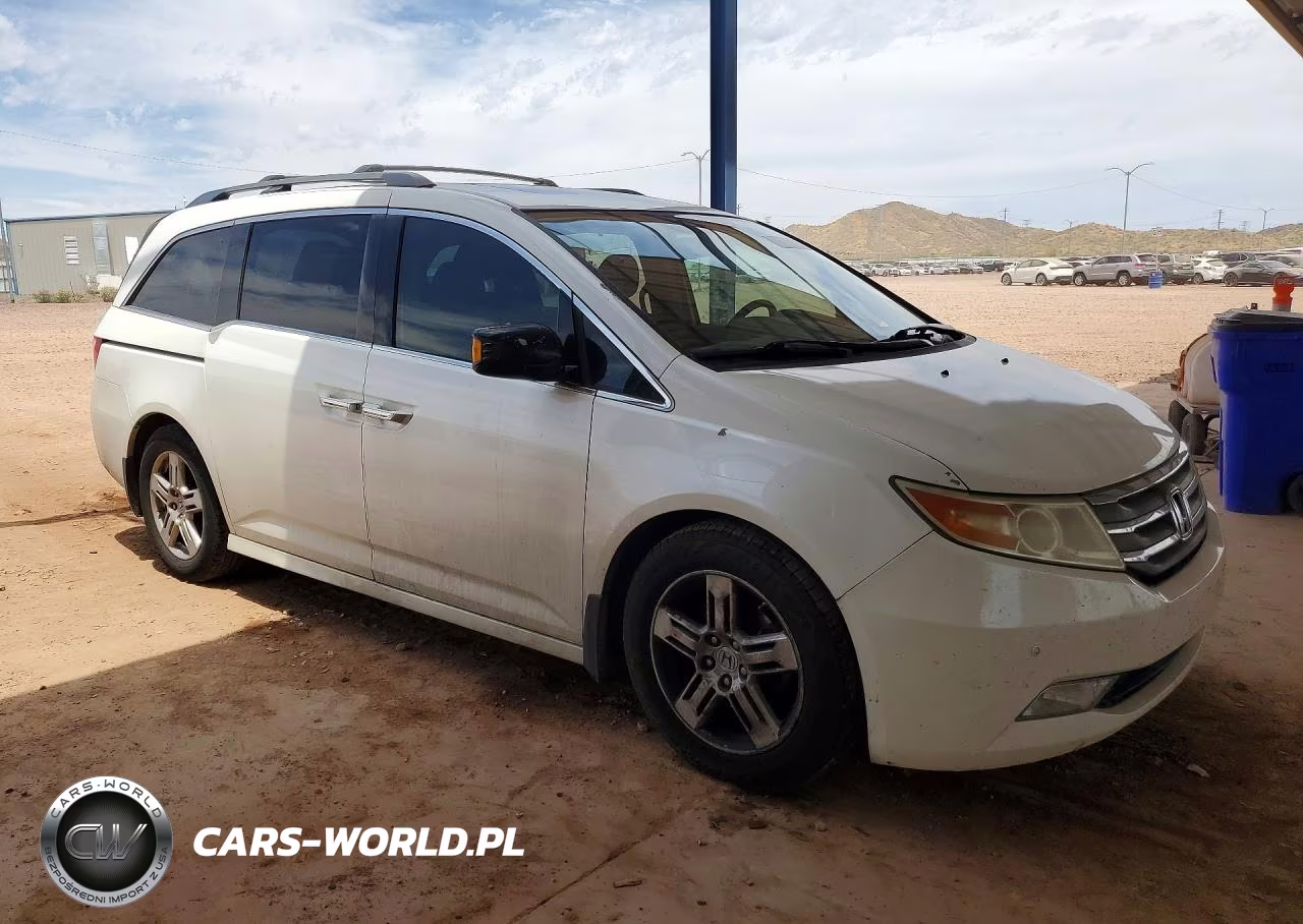 2012 Honda Odyssey Touring VIN:5FNRL5H94CB046564 - 4