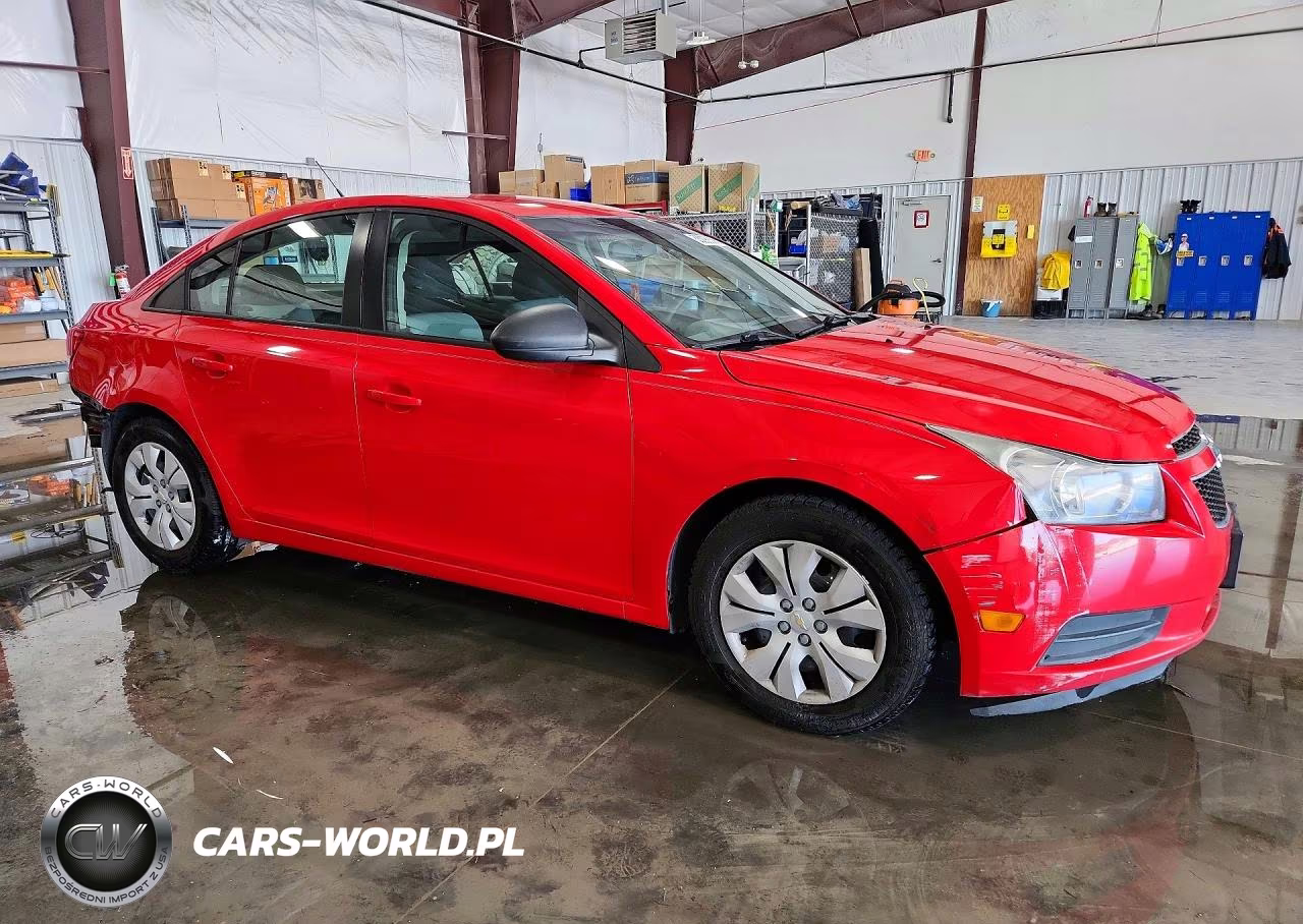 2014 Chevrolet Cruze Ls VIN:1G1PA5SH7E7441305 - 4