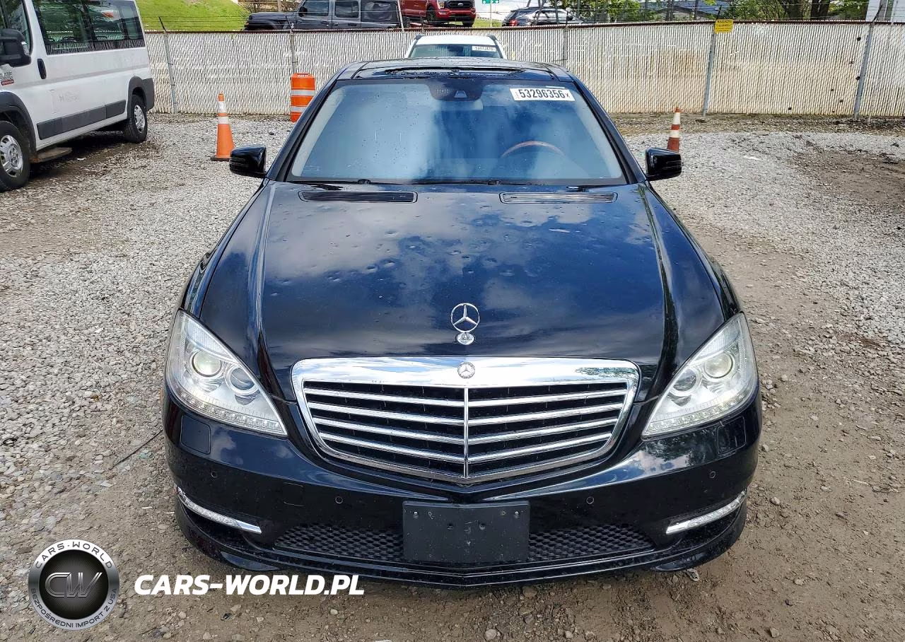 2010 Mercedes-Benz S 550 VIN:WDDNG7BB7AA350008 - 5