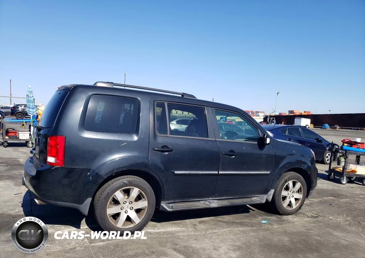2012 Honda Pilot Touring VIN:5FNYF3H99CB007010 - 3
