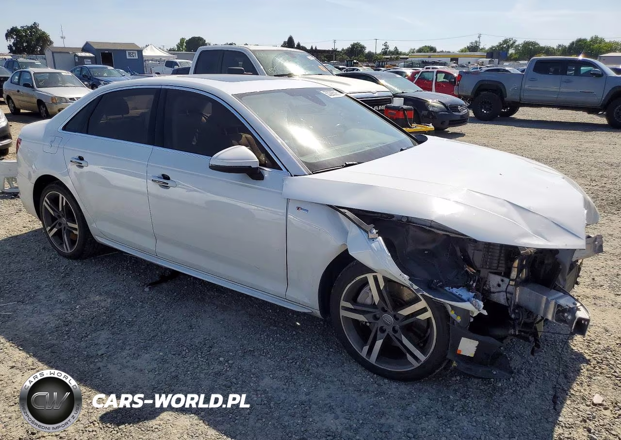 2018 Audi A4 Premium Plus VIN:WAUENAF42JA044100 - 4