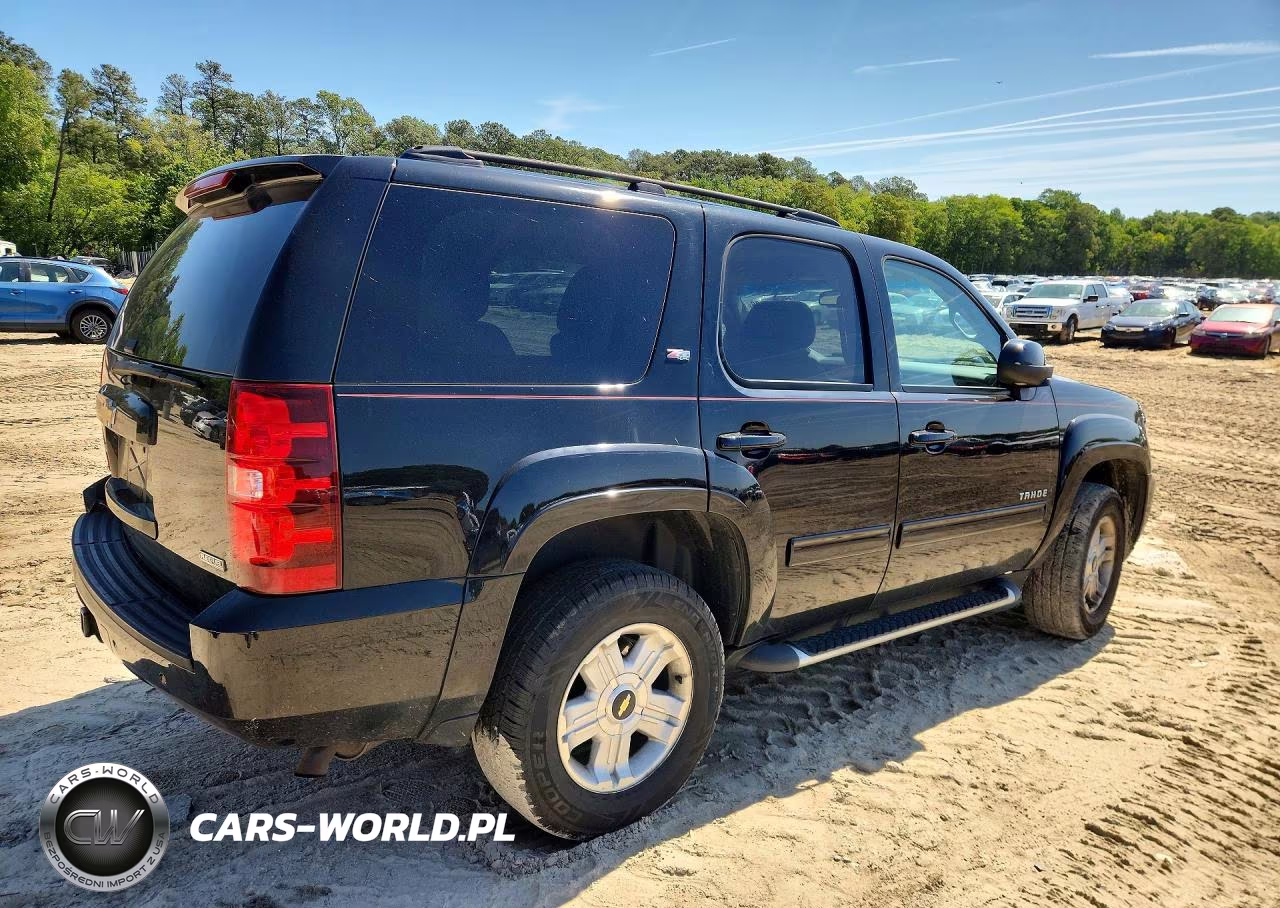 2011 Chevrolet Tahoe K1500 Lt VIN:1GNSKBE03BR379279 - 3