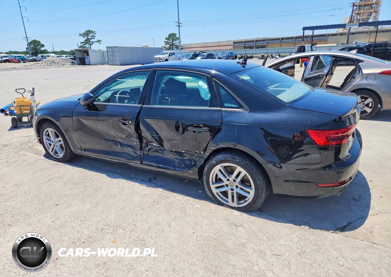 2017 Audi A4 Premium VIN:WAUGNAF46HN032477 - 2