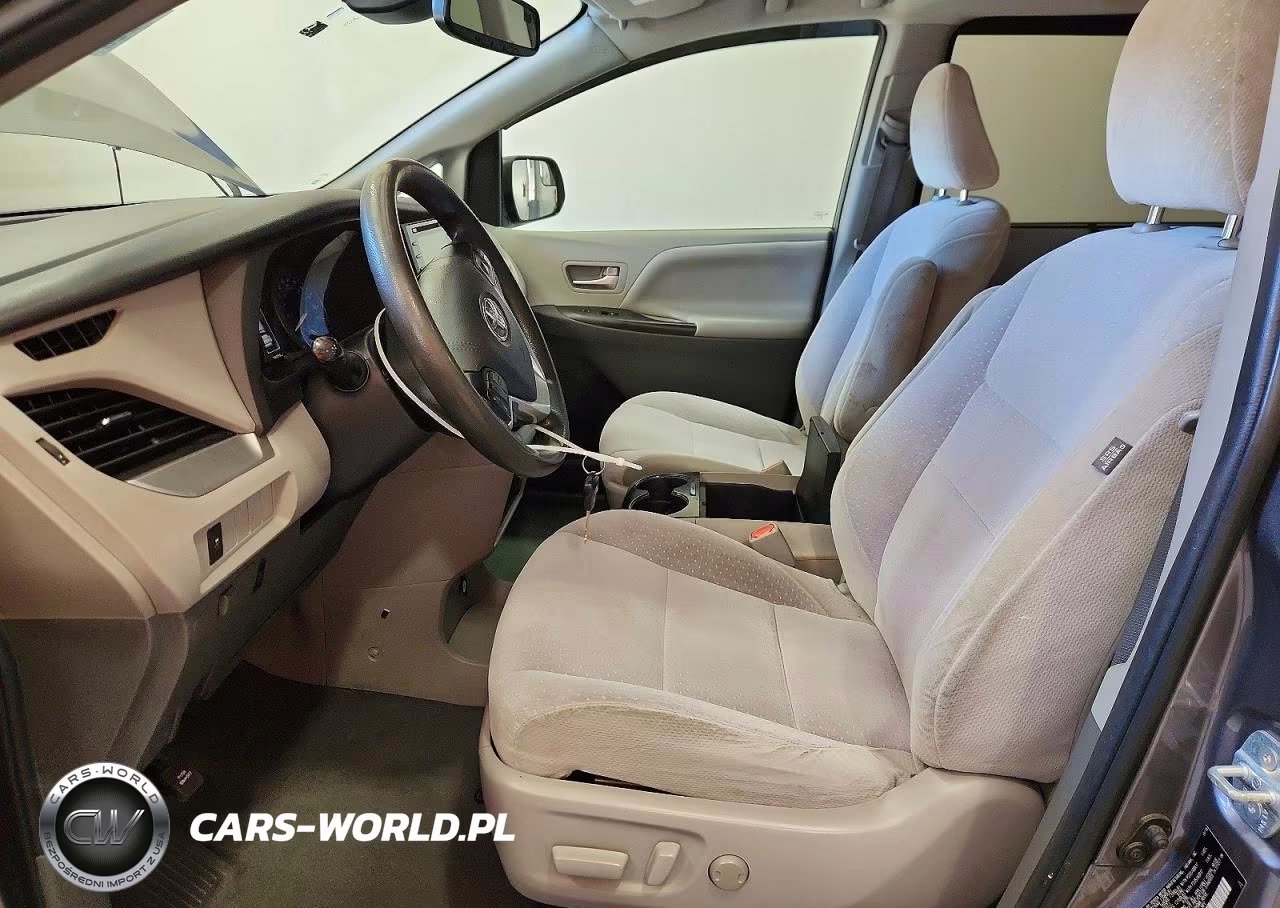2020 Toyota Sienna Le VIN:5TDKZ3DCXLS059160 - 7