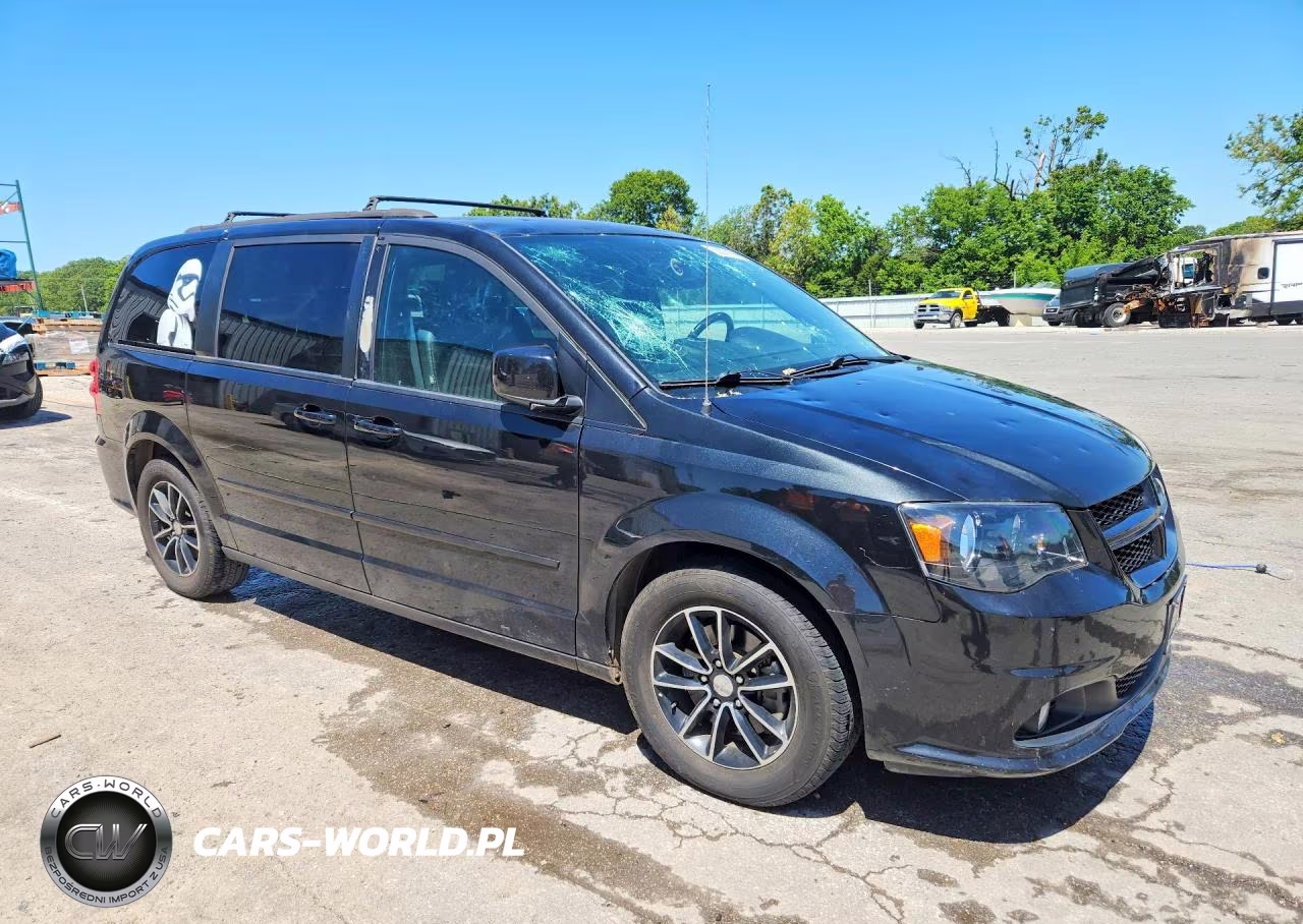 2017 Dodge Grand Caravan Gt VIN:2C4RDGEG3HR557903 - 4