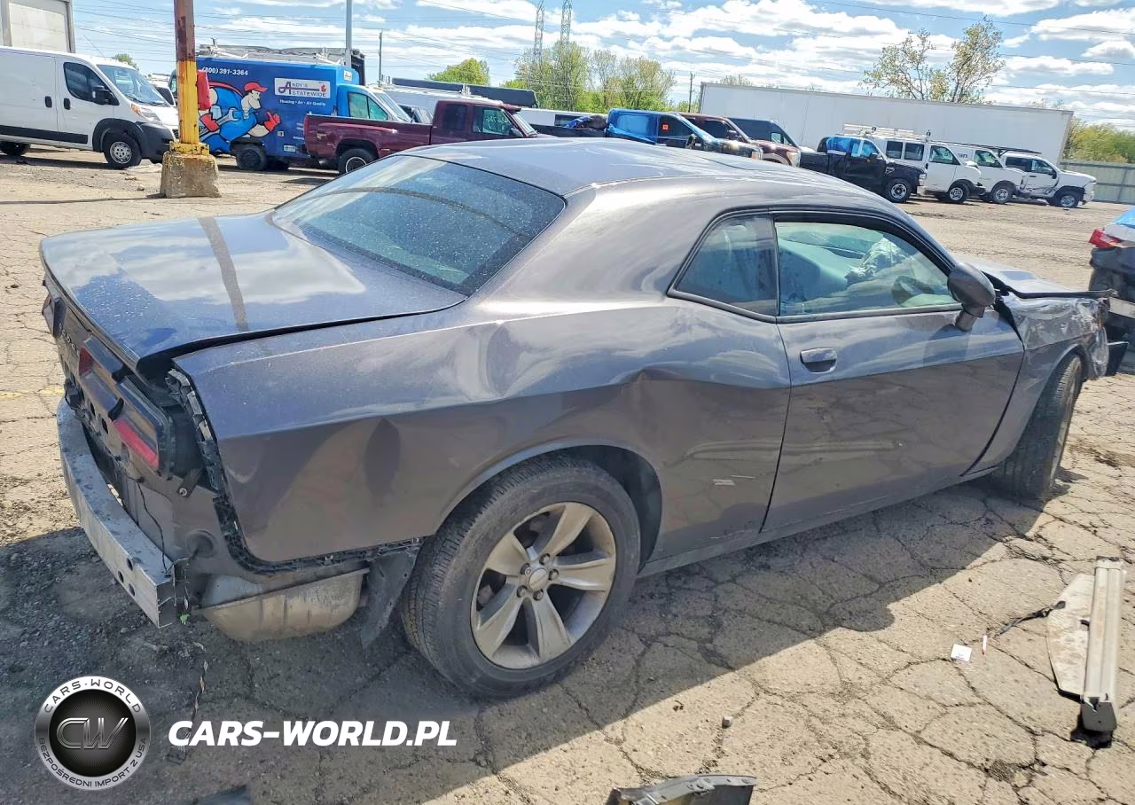 2017 Dodge Challenger Sxt VIN:2C3CDZAG2HH611192 - 3