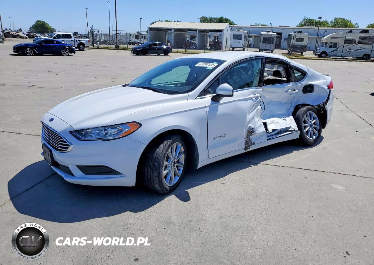 2017 Ford Fusion S Hybrid – zdjęcie 1 z 12
