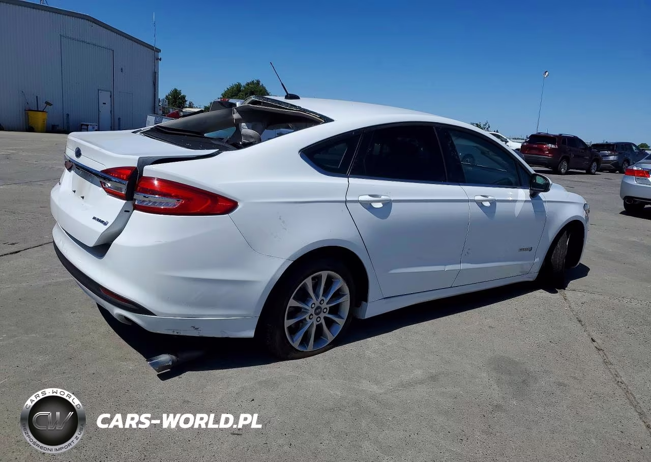 2017 Ford Fusion S Hybrid VIN:3FA6P0UUXHR247675 - 3