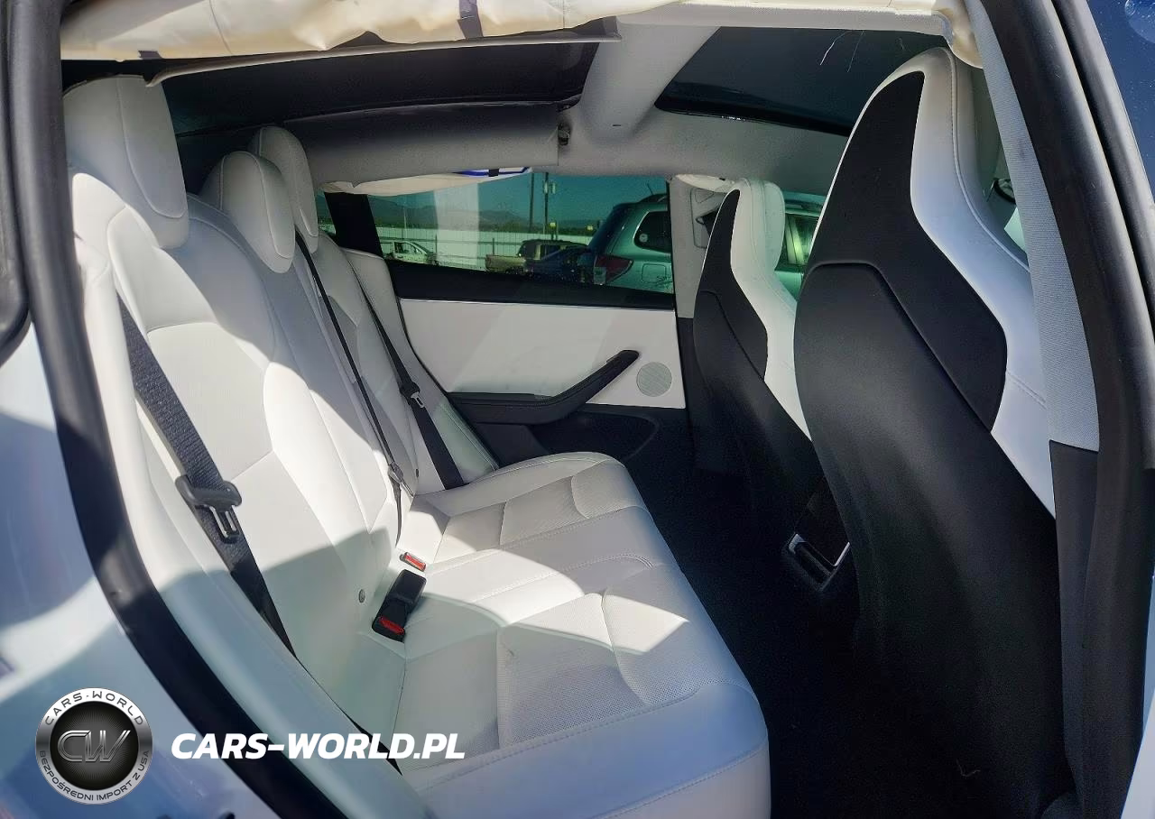 2025 Tesla Model 3 VIN:5YJ3E1ET7SF965529 - 10