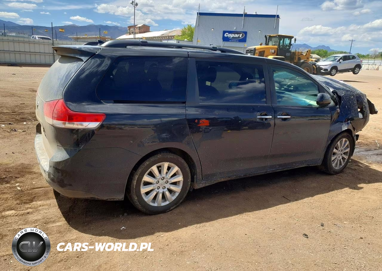 2013 Toyota Sienna Xle 7-Passenger VIN:5TDDK3DC9DS062761 - 3