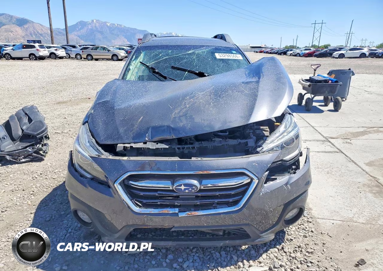 2018 Subaru Outback 2.5I Premium VIN:4S4BSAHC7J3289591 - 5