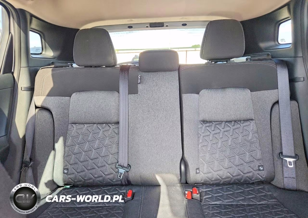 2025 Nissan Kicks Sv VIN:3N8AP6CB0SL351033 - 10