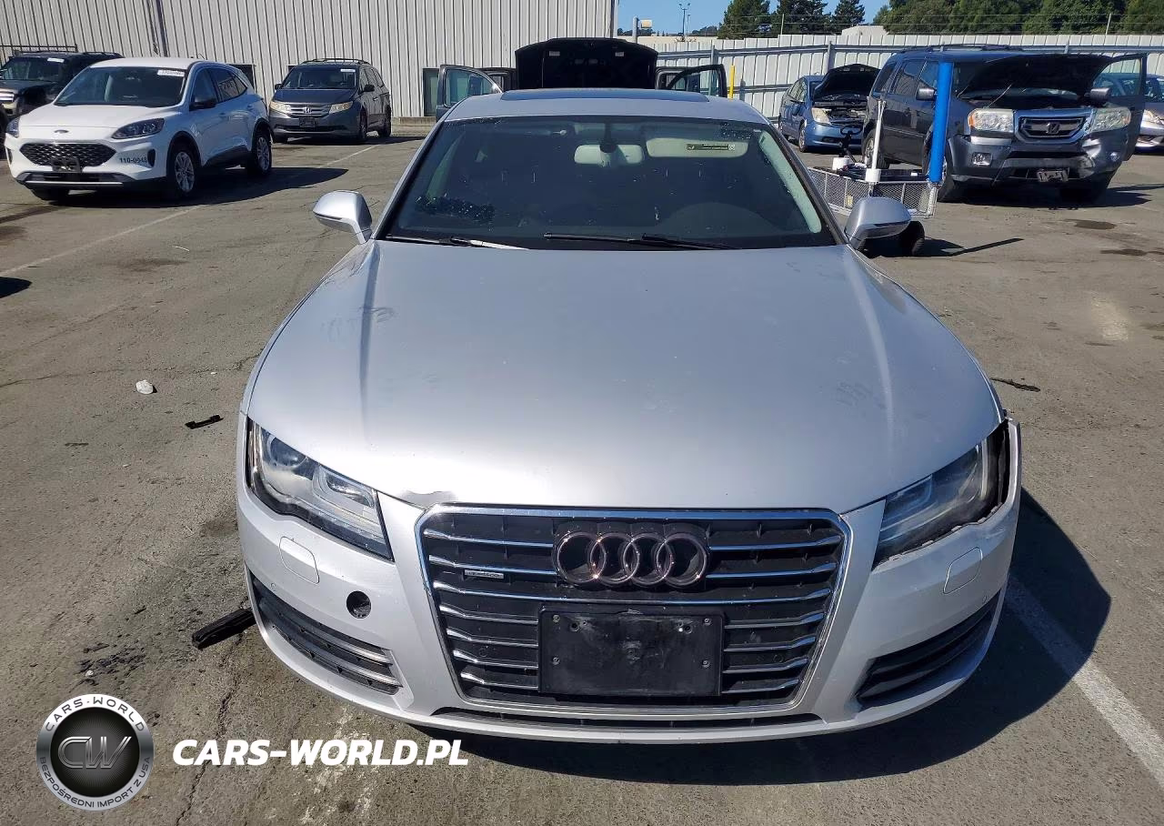 2012 Audi A7 Premium Plus VIN:WAUYGAFC8CN050929 - 5
