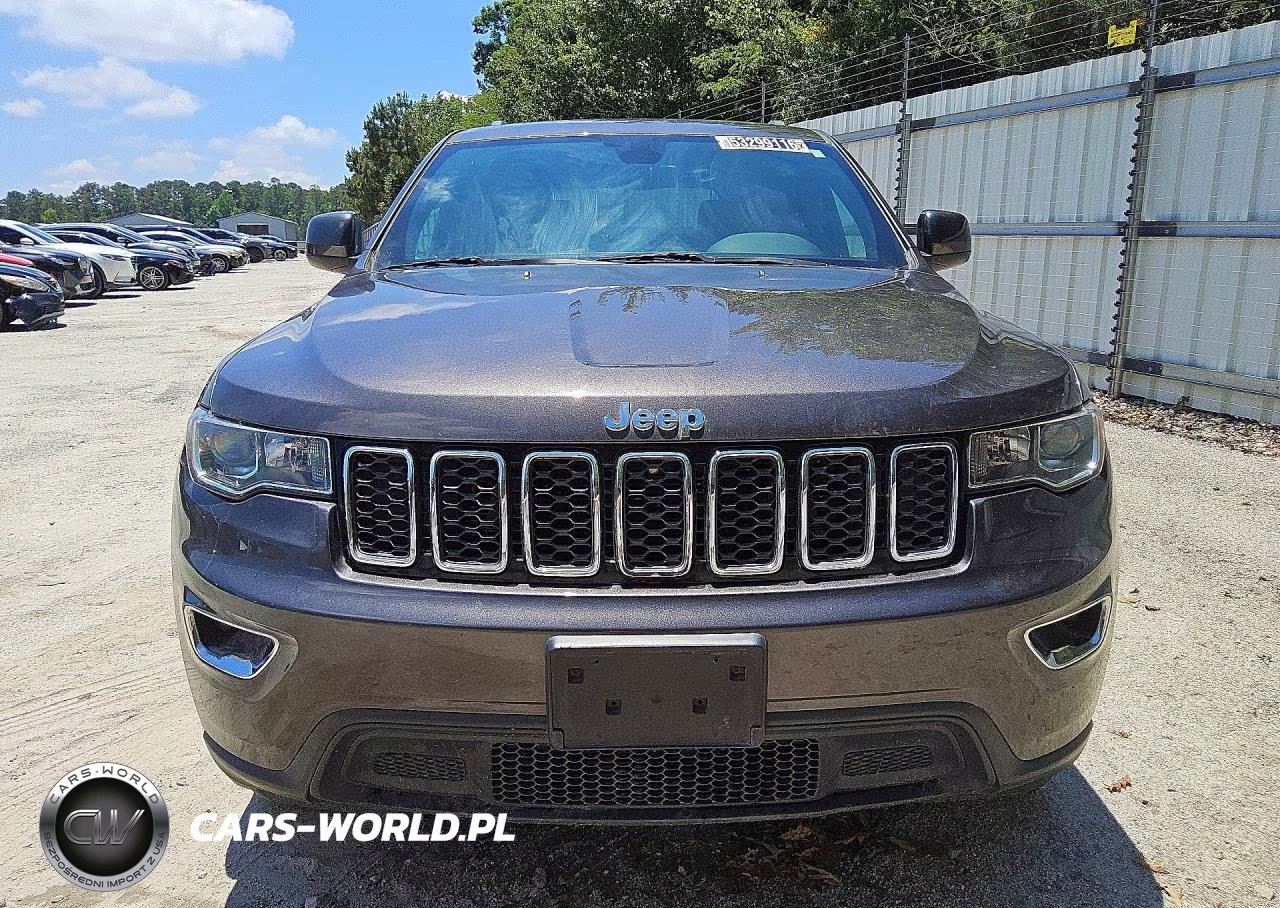 2019 Jeep Grand Cherokee Laredo VIN:1C4RJEAGXKC852323 - 5