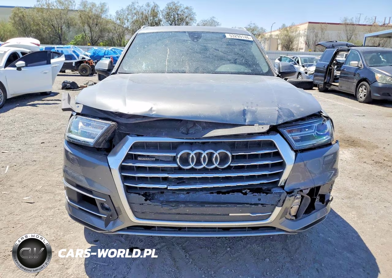 2017 Audi Q7 Premium Plus VIN:WA1LAAF75HD030338 - 5