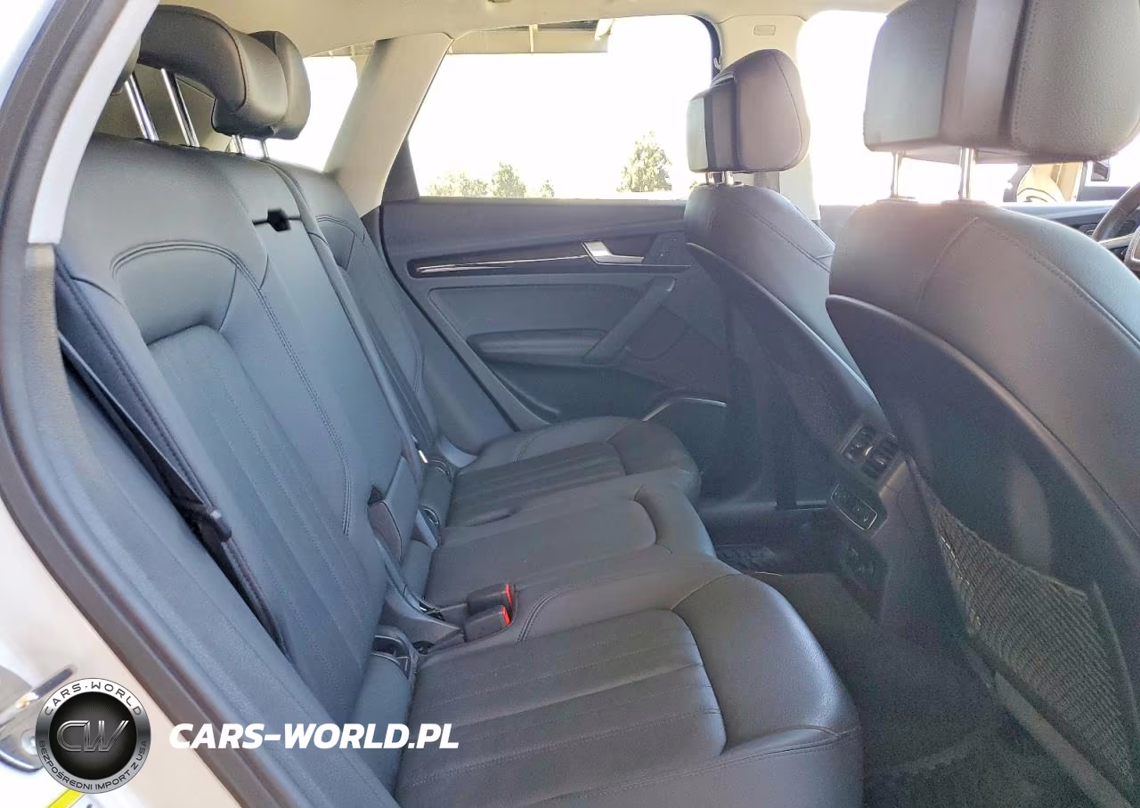 2020 Audi Q5 E Premium Plus VIN:WA1E2AFY6L2058331 - 10