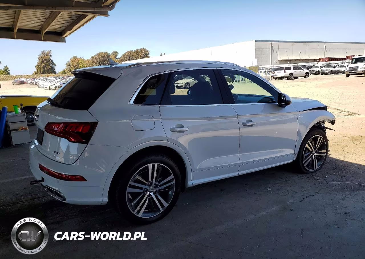 2020 Audi Q5 E Premium Plus VIN:WA1E2AFY6L2058331 - 3