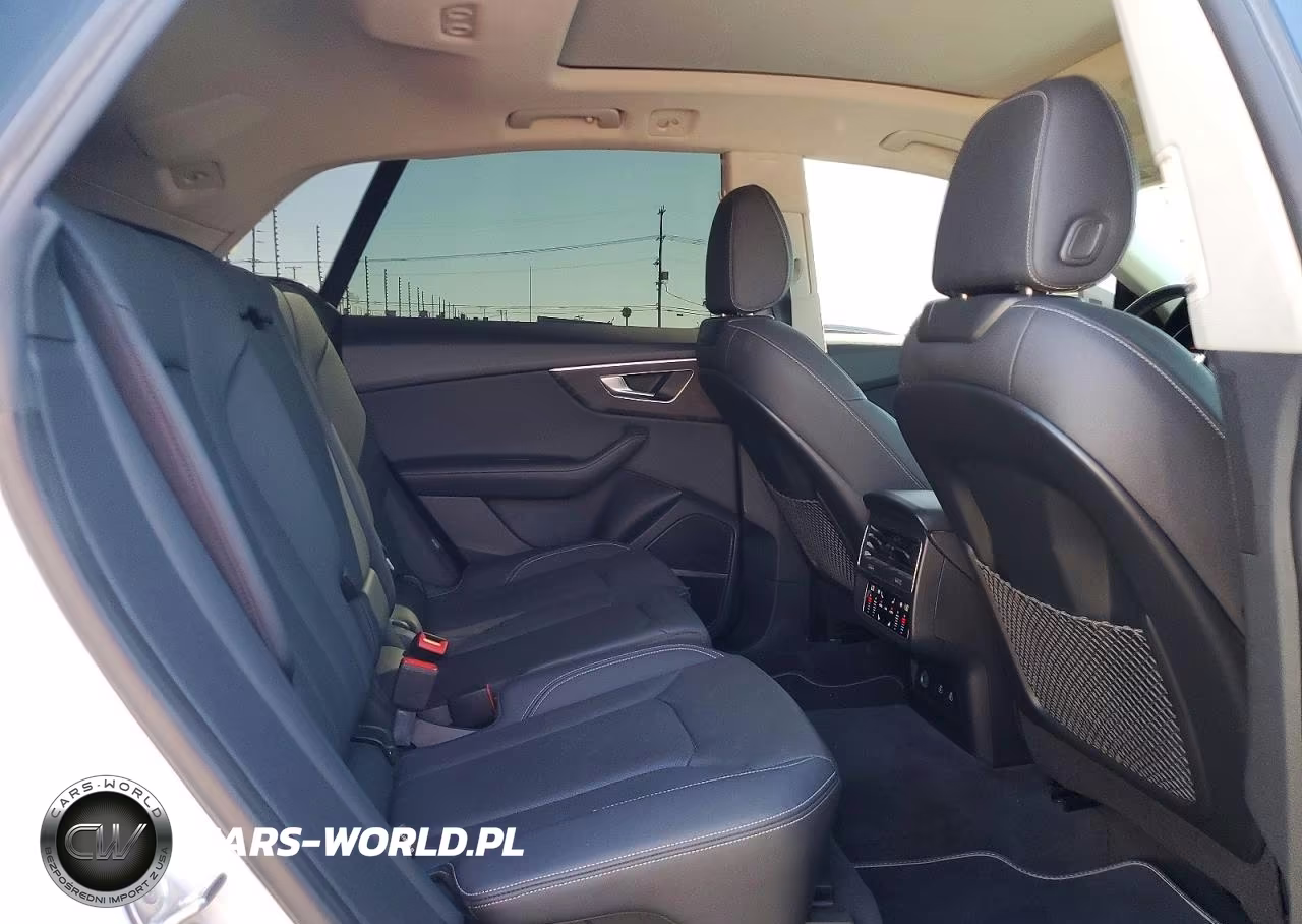 2023 Audi Q8 Prestige VIN:WA1CVBF11PD000631 - 11