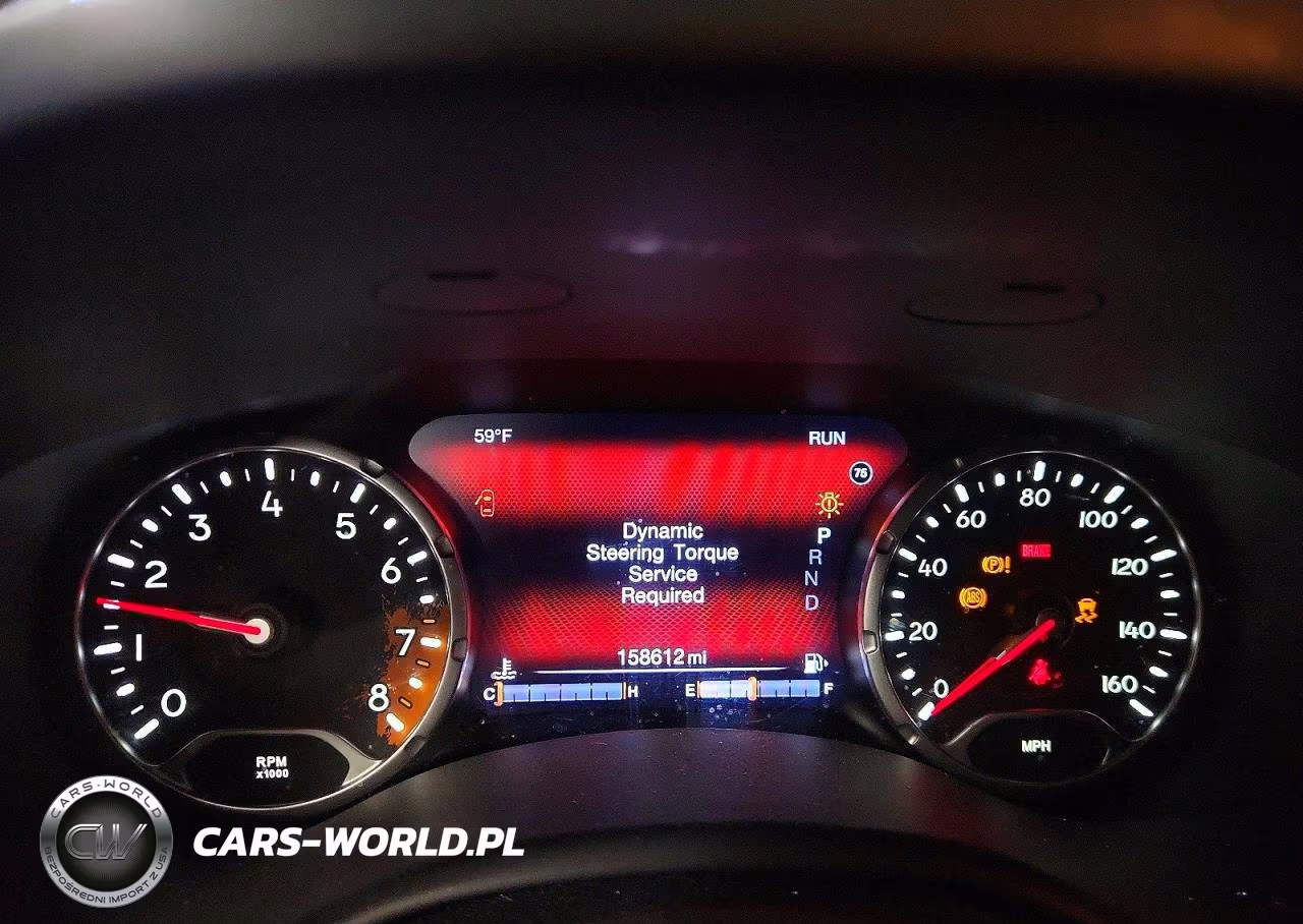 2016 Jeep Renegade VIN:ZACCJBDT6GPC65455 - 9