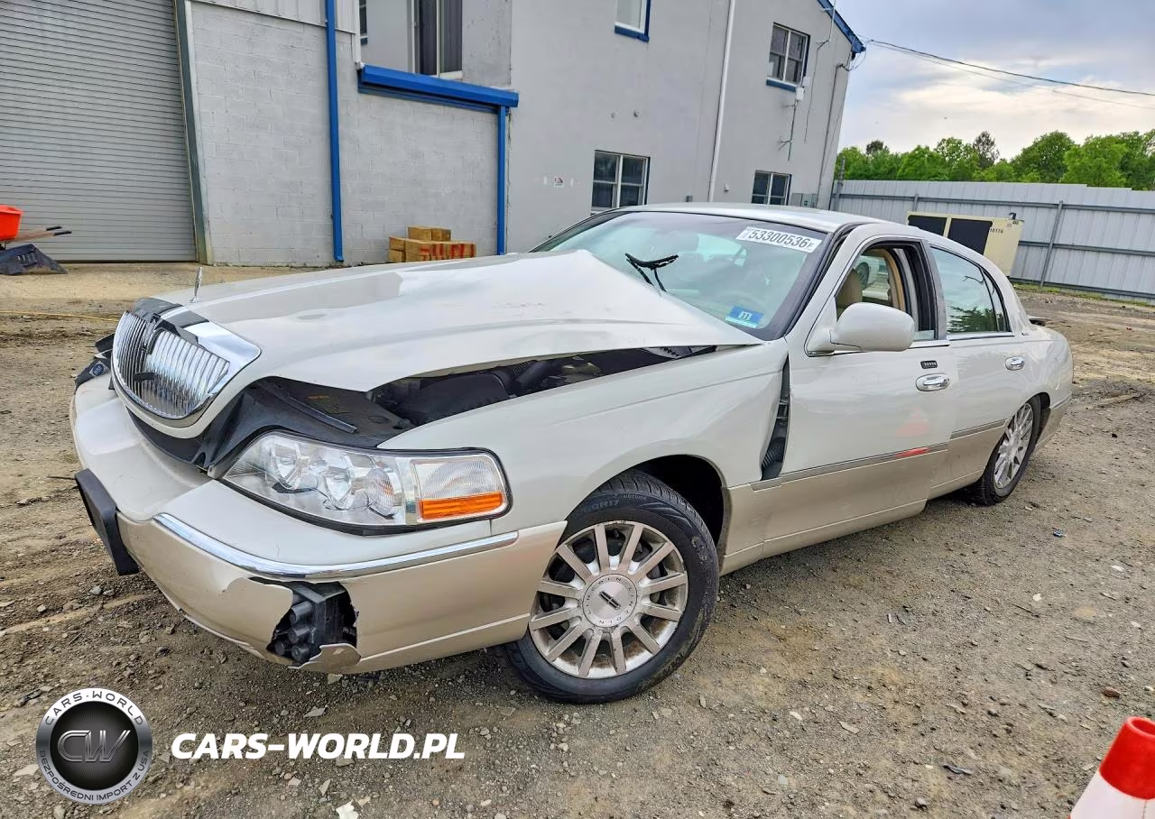2006 Lincoln Town Car Signature – zdjęcie 1 z 12